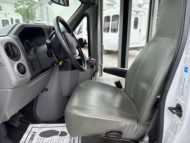 2018 Ford E-Series E-350 SD