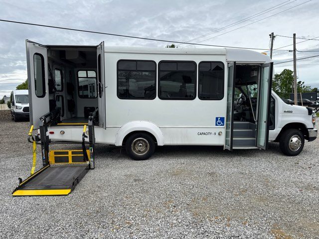 2018 Ford E-Series E-350 SD