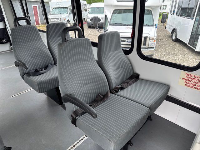 2018 Ford E-Series E-350 SD