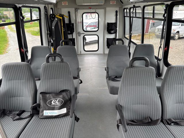 2018 Ford E-Series E-350 SD