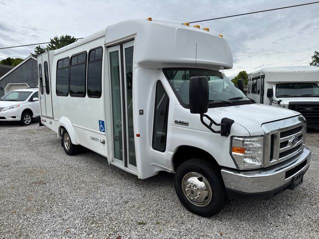 2018 Ford E-Series E-350 SD