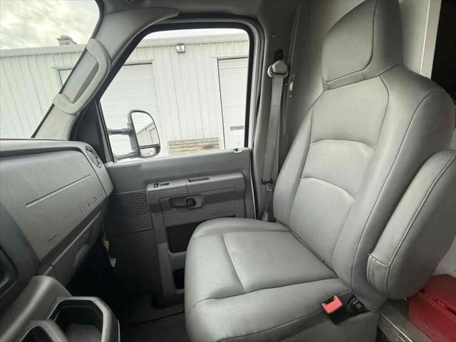 2018 Ford E-Series E-350 SD