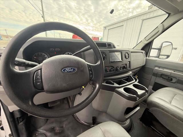 2018 Ford E-Series E-350 SD