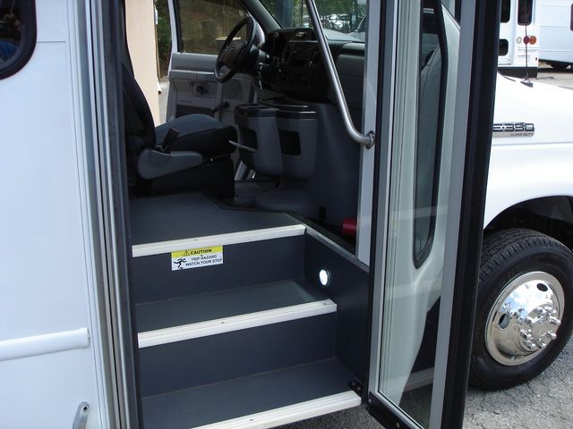 2019 Ford E-Series E-350 SD - 13 PASSENGER MINI-BUS W/LIFT | Charlotte, North Carolina | ADVENTURE VANS