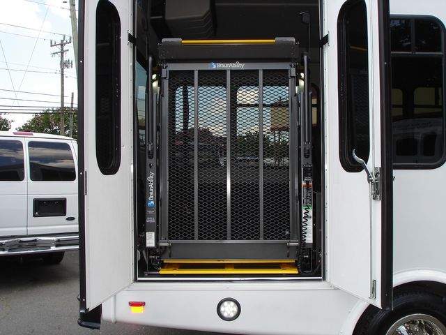 2019 Ford E-Series E-350 SD - 13 PASSENGER MINI-BUS W/LIFT | Charlotte, North Carolina | ADVENTURE VANS 2019 Ford E-Series E-350 SD - 13 PASSENGER MINI-BUS W/LIFT | Charlotte, North Carolina | ADVENTURE VANS