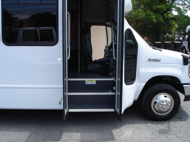 2019 Ford E-Series E-350 SD - 13 PASSENGER MINI-BUS W/LIFT | Charlotte, North Carolina | ADVENTURE VANS 2019 Ford E-Series E-350 SD - 13 PASSENGER MINI-BUS W/LIFT | Charlotte, North Carolina | ADVENTURE VANS