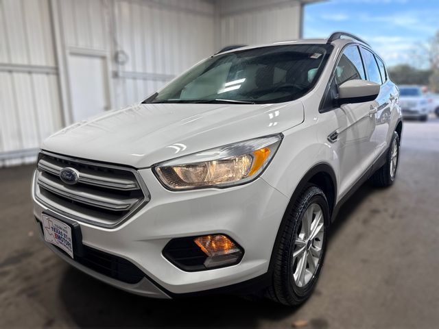2018 Ford ESCAPE SE | Houston, TX | Texas Star Motors 2018 Ford ESCAPE SE | Houston, TX | Texas Star Motors