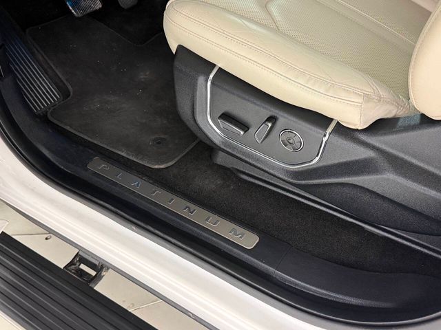 2018 Ford Expedition Platinum | Houston, TX | Houston Auto Credit