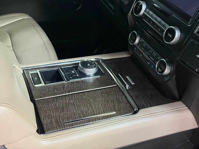 2018 Ford Expedition MAX Limited | Houston, TX | Houston Auto Credit