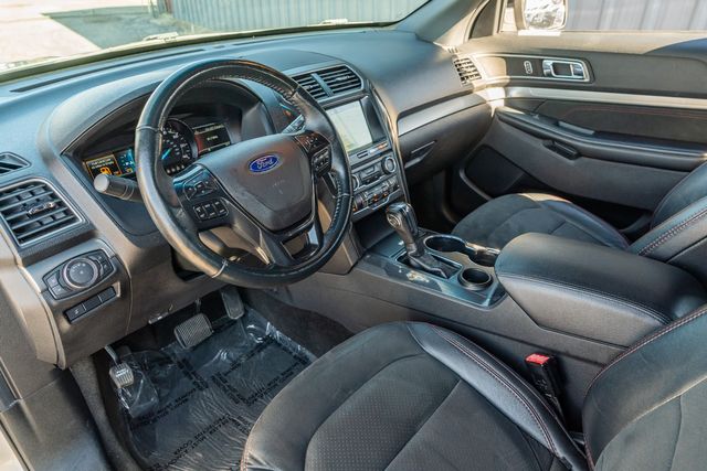 2018 Ford Explorer XLT SPORT / TECH FEATURE BUNDLE / WELL EQUIPPED | Austin, TX | Rocky Mountain Truck Stop Austin 2018 Ford Explorer XLT SPORT / TECH FEATURE BUNDLE / WELL EQUIPPED | Austin, TX | Rocky Mountain Truck Stop Austin