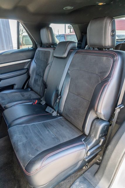 2018 Ford Explorer XLT SPORT / TECH FEATURE BUNDLE / WELL EQUIPPED | Austin, TX | Rocky Mountain Truck Stop Austin 2018 Ford Explorer XLT SPORT / TECH FEATURE BUNDLE / WELL EQUIPPED | Austin, TX | Rocky Mountain Truck Stop Austin