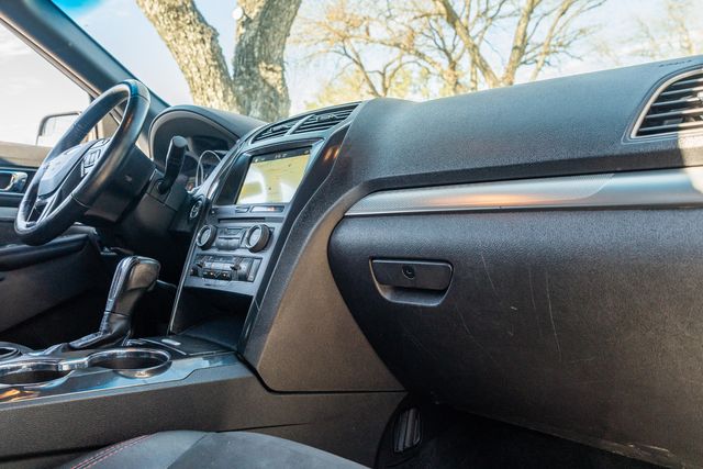 2018 Ford Explorer XLT SPORT / TECH FEATURE BUNDLE / WELL EQUIPPED | Austin, TX | Rocky Mountain Truck Stop Austin 2018 Ford Explorer XLT SPORT / TECH FEATURE BUNDLE / WELL EQUIPPED | Austin, TX | Rocky Mountain Truck Stop Austin