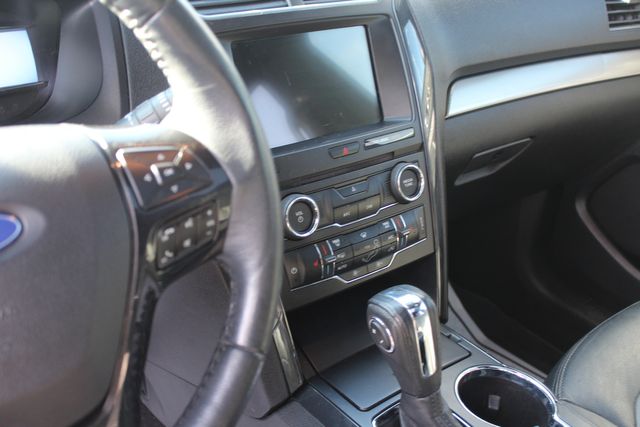 2018 Ford Explorer XLT | Granite City, Illinois | MasterCars Company Inc. 2018 Ford Explorer XLT | Granite City, Illinois | MasterCars Company Inc.