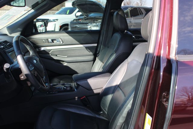 2018 Ford Explorer XLT | Granite City, Illinois | MasterCars Company Inc. 2018 Ford Explorer XLT | Granite City, Illinois | MasterCars Company Inc.