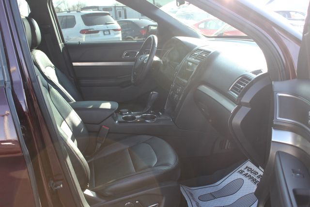 2018 Ford Explorer XLT | Granite City, Illinois | MasterCars Company Inc.