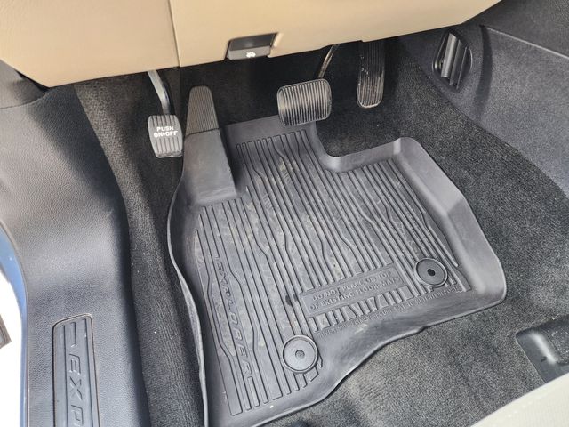 2018 Ford Explorer Base