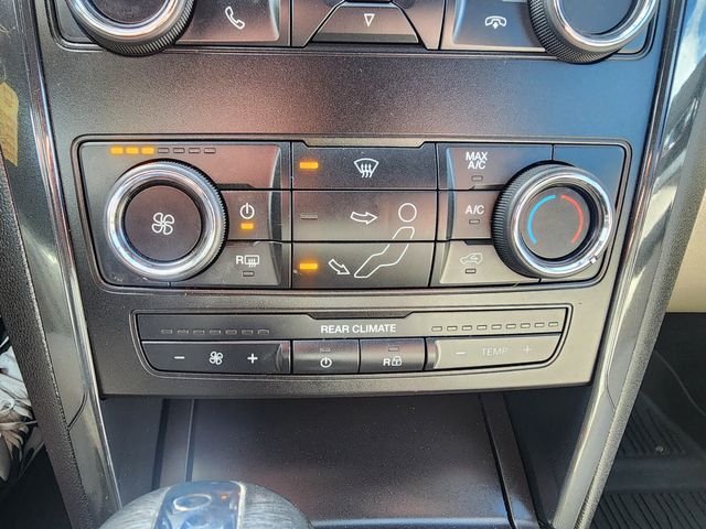 2018 Ford Explorer Base