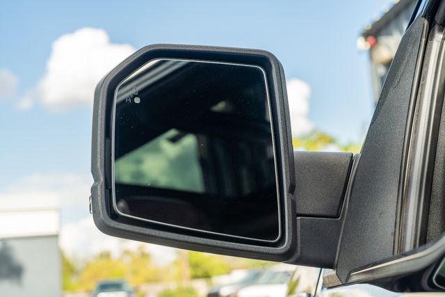 2018 Ford F-150 Platinum Crew Cab 4x4 / LUXURY / LOADED | Austin, TX | Rocky Mountain Truck Stop Austin 2018 Ford F-150 Platinum Crew Cab 4x4 / LUXURY / LOADED | Austin, TX | Rocky Mountain Truck Stop Austin