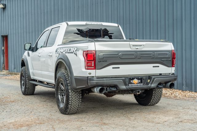 2018 Ford F-150 Raptor Crew Cab 4x4 / LOADED / CLEAN CARFAX | Austin, TX | Rocky Mountain Truck Stop Austin 2018 Ford F-150 Raptor Crew Cab 4x4 / LOADED / CLEAN CARFAX | Austin, TX | Rocky Mountain Truck Stop Austin