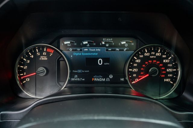 2018 Ford F-150 Raptor Crew Cab 4x4 / LOADED / CLEAN CARFAX | Austin, TX | Rocky Mountain Truck Stop Austin 2018 Ford F-150 Raptor Crew Cab 4x4 / LOADED / CLEAN CARFAX | Austin, TX | Rocky Mountain Truck Stop Austin