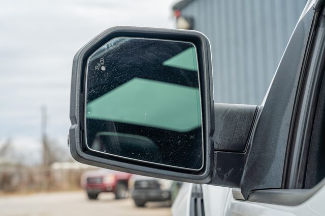 2018 Ford F-150 Raptor Crew Cab 4x4 / LOADED / CLEAN CARFAX | Austin, TX | Rocky Mountain Truck Stop Austin 2018 Ford F-150 Raptor Crew Cab 4x4 / LOADED / CLEAN CARFAX | Austin, TX | Rocky Mountain Truck Stop Austin