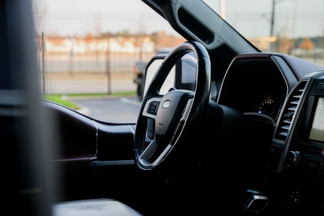 2018 Ford F-150 Platinum 4X4 W/ UPGRADES / LOADED / CLEAN CARFAX | Austin, TX | Rocky Mountain Truck Stop Austin