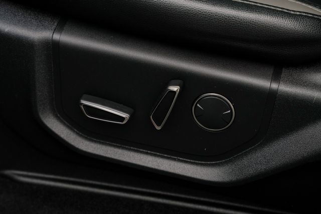 2018 Ford F-150 Hennessey Velociraptor 600 4X4 / CARBON / LOADED | Austin, TX | Rocky Mountain Truck Stop Austin 2018 Ford F-150 Hennessey Velociraptor 600 4X4 / CARBON / LOADED | Austin, TX | Rocky Mountain Truck Stop Austin