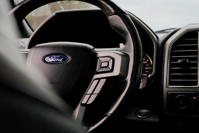 2018 Ford F-150 Hennessey Velociraptor 600 4X4 / CARBON / LOADED | Austin, TX | Rocky Mountain Truck Stop Austin 2018 Ford F-150 Hennessey Velociraptor 600 4X4 / CARBON / LOADED | Austin, TX | Rocky Mountain Truck Stop Austin