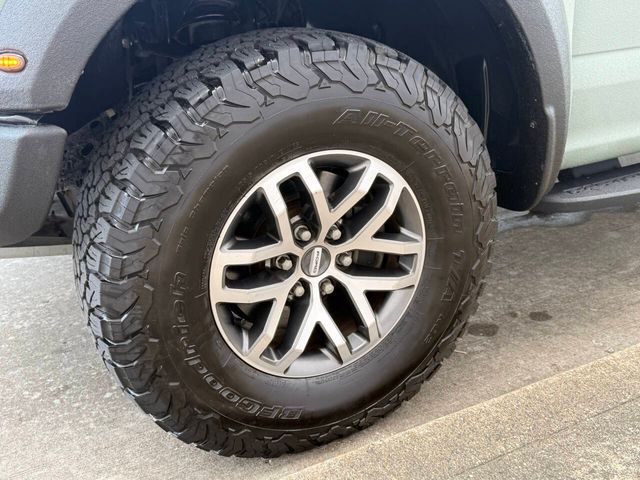 2018 Ford F-150 Raptor | Houston, TX | Houston Auto Credit 2018 Ford F-150 Raptor | Houston, TX | Houston Auto Credit