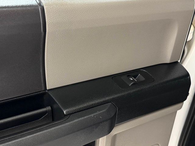 2018 Ford F-150 XL 4x2 4dr SuperCrew 6.5 ft. SB | Houston, TX | Houston Auto Credit 2018 Ford F-150 XL 4x2 4dr SuperCrew 6.5 ft. SB | Houston, TX | Houston Auto Credit