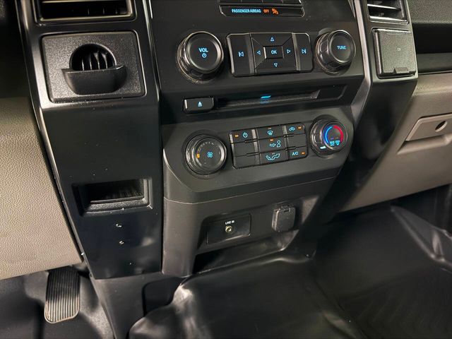 2018 Ford F-150 XL 4x2 4dr SuperCrew 6.5 ft. SB | Houston, TX | Houston Auto Credit 2018 Ford F-150 XL 4x2 4dr SuperCrew 6.5 ft. SB | Houston, TX | Houston Auto Credit
