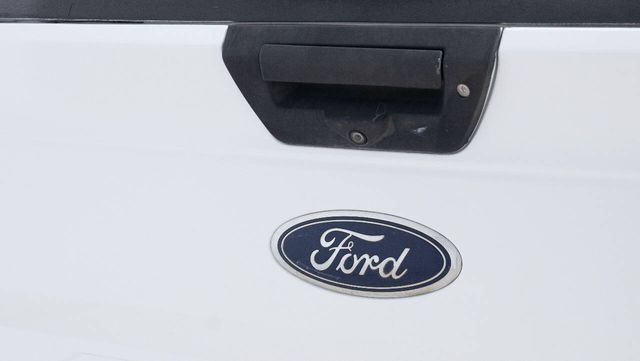 2018 Ford F-150 XL 4x2 2dr Regular Cab 6.5 ft. SB | Houston, TX | Houston Auto Credit