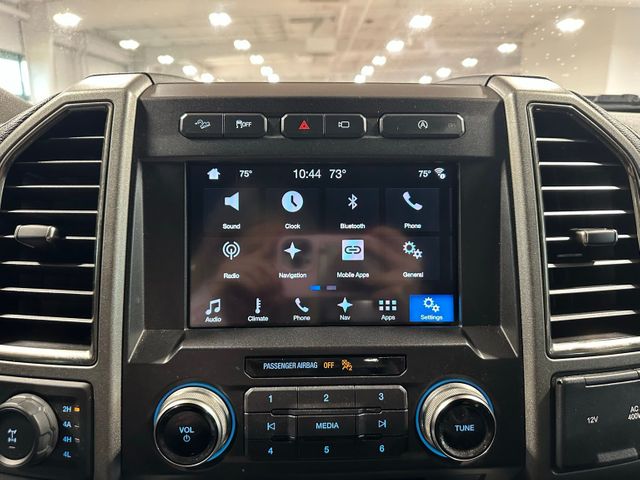 2018 Ford F-150 Raptor 802A Technology Package Twin Sunroof | Irving, Texas | Hopper Motorplex 2018 Ford F-150 Raptor 802A Technology Package Twin Sunroof | Irving, Texas | Hopper Motorplex