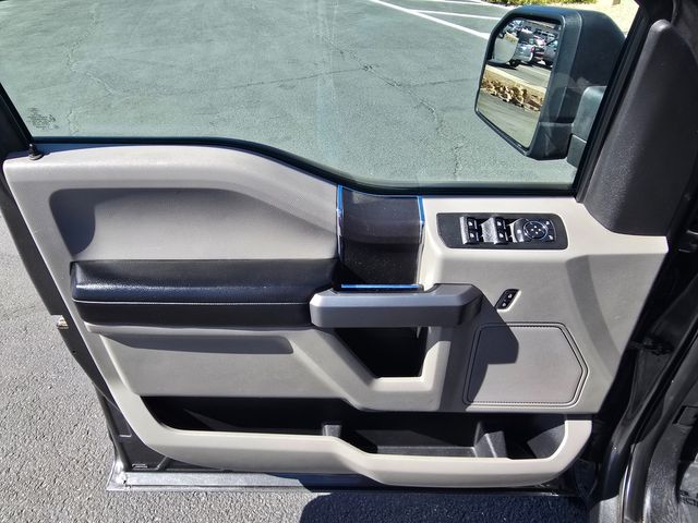 2018 Ford F-150 XLT 2018 Ford F-150 XLT