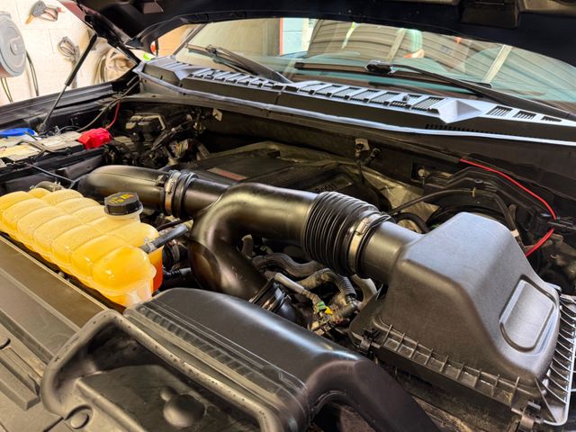 2018 Ford F-150 Raptor | Valley Park, Missouri | VELOCITY PERFORMANCE GARAGE 2018 Ford F-150 Raptor | Valley Park, Missouri | VELOCITY PERFORMANCE GARAGE