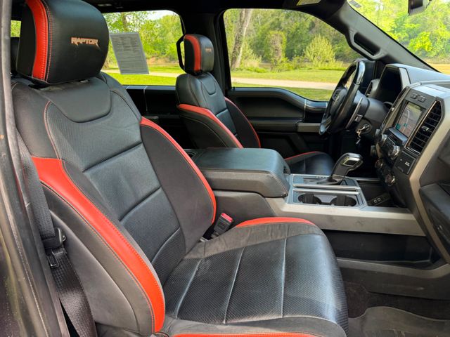 2018 Ford F-150 Raptor | Valley Park, Missouri | VELOCITY PERFORMANCE GARAGE 2018 Ford F-150 Raptor | Valley Park, Missouri | VELOCITY PERFORMANCE GARAGE