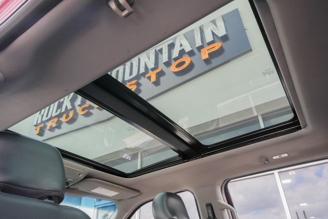 2018 Ford F-250 Super Duty Lariat CREW CAB FX4 / DIESEL 4WD | Dallas, TX | Rocky Mountain Truck Stop Dallas