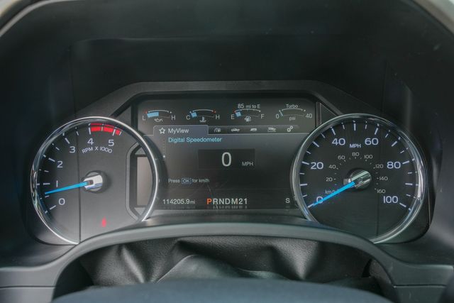 2018 Ford F-250 Super Duty Lariat CREW CAB FX4 / DIESEL 4WD | Dallas, TX | Rocky Mountain Truck Stop Dallas