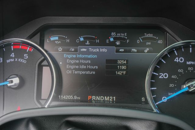 2018 Ford F-250 Super Duty Lariat CREW CAB FX4 / DIESEL 4WD | Dallas, TX | Rocky Mountain Truck Stop Dallas 2018 Ford F-250 Super Duty Lariat CREW CAB FX4 / DIESEL 4WD | Dallas, TX | Rocky Mountain Truck Stop Dallas