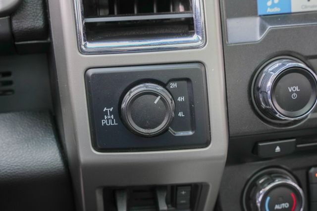 2018 Ford F-250 Super Duty Lariat CREW CAB FX4 / DIESEL 4WD | Dallas, TX | Rocky Mountain Truck Stop Dallas