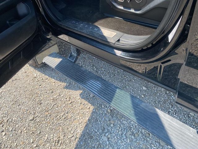 2018 Ford Super Duty F-350 SRW Pickup Platinum | Maryland Heights, MO | Continental Auto Sales