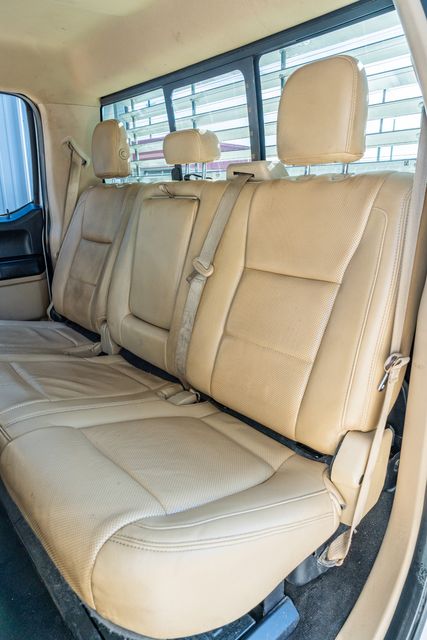 2018 Ford F-350 Super Duty Lariat CREW CAB LONG BED FX4 / 4X4 CLEAN CARFAX | Dallas, TX | Rocky Mountain Truck Stop Dallas 2018 Ford F-350 Super Duty Lariat CREW CAB LONG BED FX4 / 4X4 CLEAN CARFAX | Dallas, TX | Rocky Mountain Truck Stop Dallas