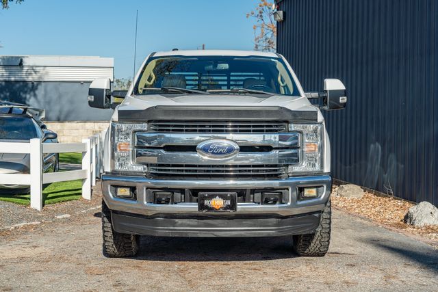 2018 Ford F-350 Super Duty Lariat CREW CAB LONG BED FX4 / 4X4 CLEAN CARFAX | Austin, TX | Rocky Mountain Truck Stop Austin 2018 Ford F-350 Super Duty Lariat CREW CAB LONG BED FX4 / 4X4 CLEAN CARFAX | Austin, TX | Rocky Mountain Truck Stop Austin