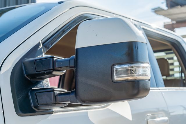 2018 Ford F-350 Super Duty Lariat CREW CAB LONG BED FX4 / 4X4 CLEAN CARFAX | Austin, TX | Rocky Mountain Truck Stop Austin 2018 Ford F-350 Super Duty Lariat CREW CAB LONG BED FX4 / 4X4 CLEAN CARFAX | Austin, TX | Rocky Mountain Truck Stop Austin