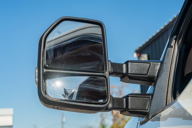 2018 Ford F-350 Super Duty Lariat CREW CAB LONG BED FX4 / 4X4 CLEAN CARFAX | Dallas, TX | Rocky Mountain Truck Stop Dallas 2018 Ford F-350 Super Duty Lariat CREW CAB LONG BED FX4 / 4X4 CLEAN CARFAX | Dallas, TX | Rocky Mountain Truck Stop Dallas