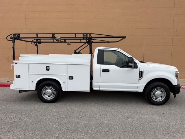 2018 Ford F-350 Super Duty XL w/Utility Bed | Corpus Christi, TX | Discount Motor Company 2018 Ford F-350 Super Duty XL w/Utility Bed | Corpus Christi, TX | Discount Motor Company
