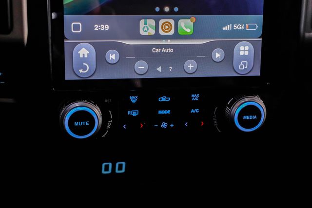 2018 Ford F-350 Super Duty Lariat Ultimate FX4 LIFTED 20" Moto Metal 37" R/T | Dallas, TX | East Dallas Diesel 2018 Ford F-350 Super Duty Lariat Ultimate FX4 LIFTED 20" Moto Metal 37" R/T | Dallas, TX | East Dallas Diesel