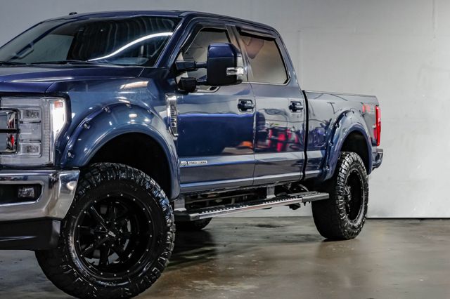 2018 Ford F-350 Super Duty Lariat Ultimate FX4 LIFTED 20" Moto Metal 37" R/T | Dallas, TX | East Dallas Diesel 2018 Ford F-350 Super Duty Lariat Ultimate FX4 LIFTED 20" Moto Metal 37" R/T | Dallas, TX | East Dallas Diesel