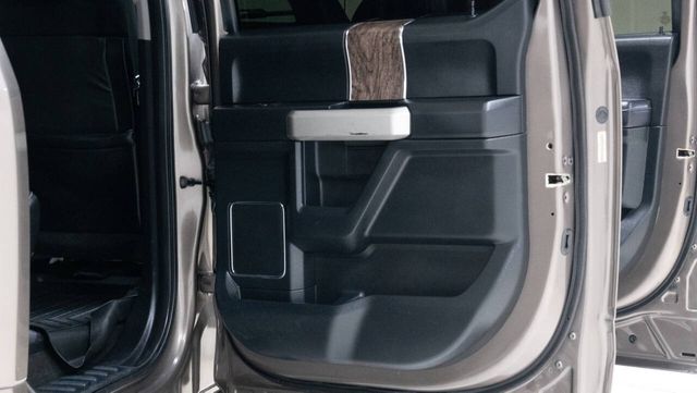 2018 Ford F-350 Super Duty Lariat 4x4 4dr Crew Cab 6.8 ft. SB SRW Pickup | Houston, TX | Houston Auto Credit