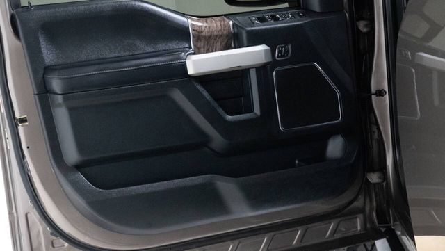 2018 Ford F-350 Super Duty Lariat 4x4 4dr Crew Cab 6.8 ft. SB SRW Pickup | Houston, TX | Houston Auto Credit